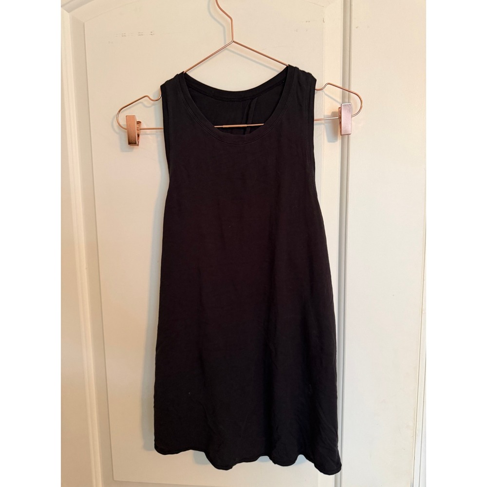 Lululemon Essential‎ Tank Top Womens 4 Black Excellent Racerback Pleated Back